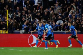 金年会APP-阿贾克斯客场击败对手，领跑积分榜的简单介绍