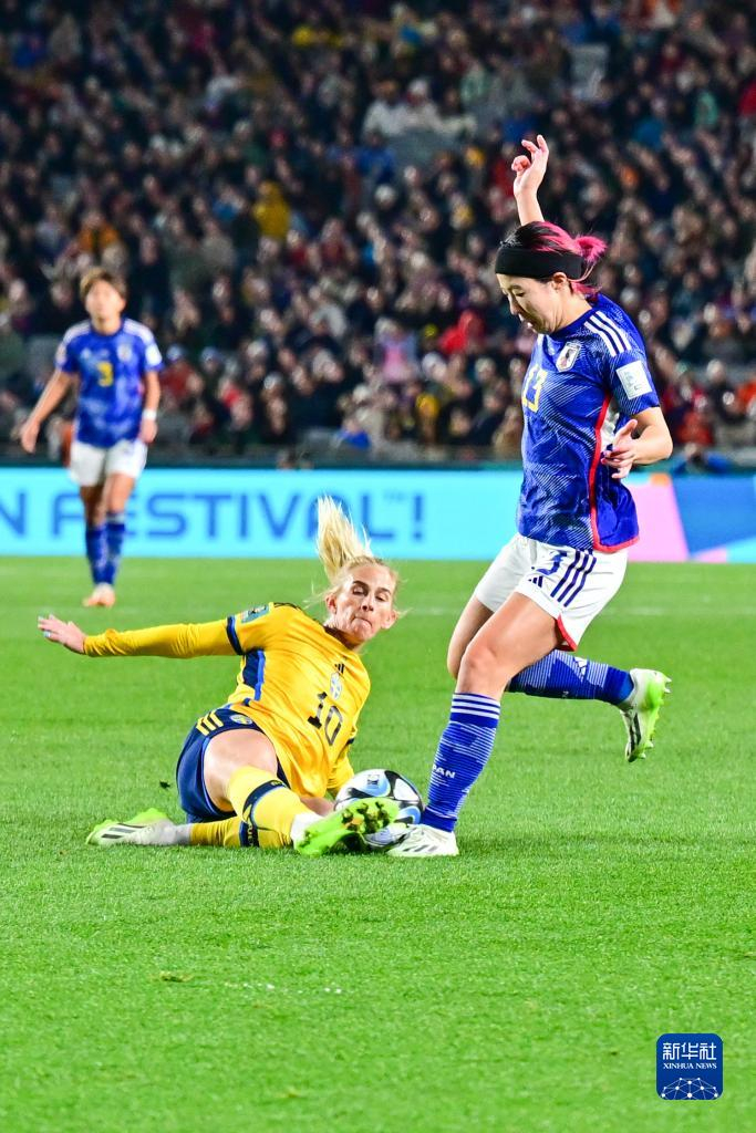 瑞典队在对决中展现出色，晋级下一轮比赛(瑞典队在对决中展现出色,晋级下一轮比赛的精彩)