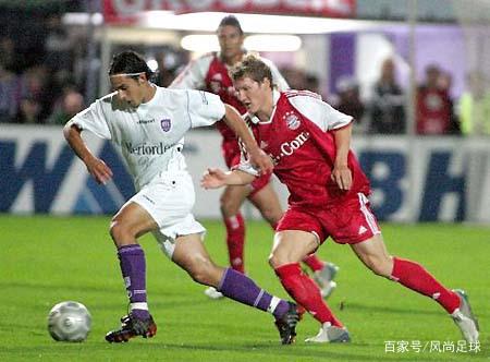 红蓝队伍在强劲对手面前表现抢眼